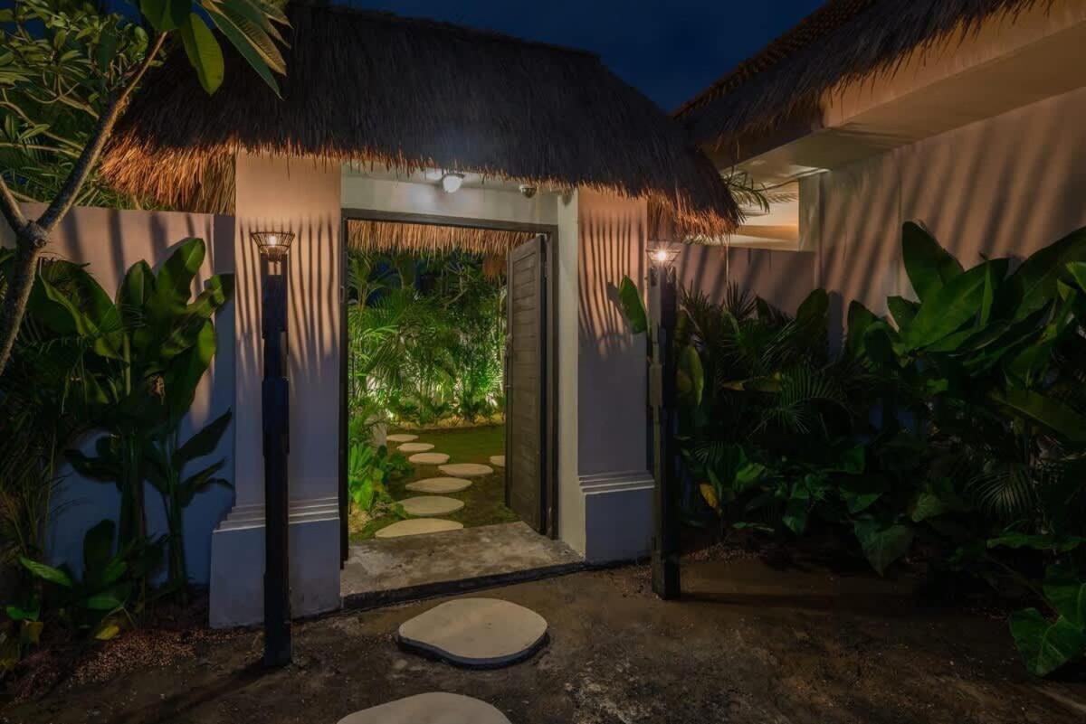 The Jungle - Luxurious & Tropical Concept - 3Br - Central Canggu Kültér fotó
